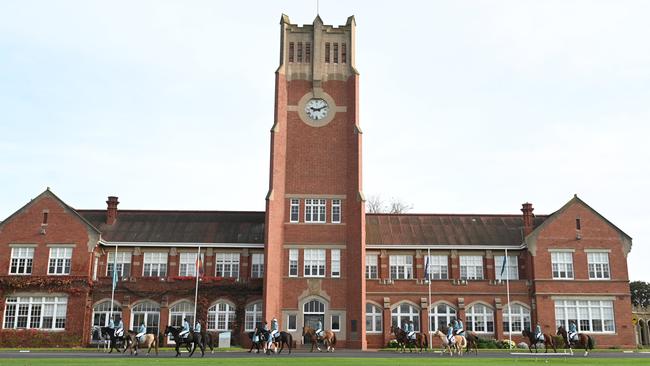 A Geelong Grammar parent has pulled his daughter out of the elite school after a transitioning student was placed in a female dormitory.