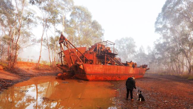 The old dredge at Porcupine Flat. Picture: Rob Leeson.