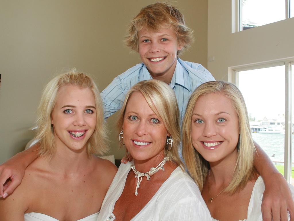 Lisa Curry pictured with her children Morgan (from left), Jett and Jaimi.