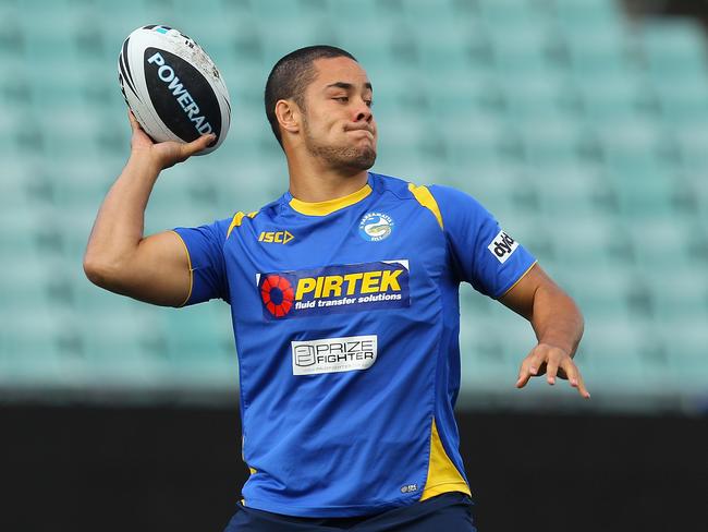 Jarryd Hayne retires from 49ers to pursue rugby gold in Rio Olympics