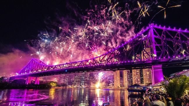 Fireworks are seen over the Story Bridge. (AAP Image/Glenn Hunt)