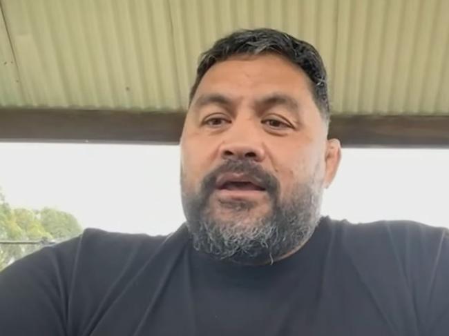 Mark Hunt talking on The MMA Hour show. Photo: YouTube