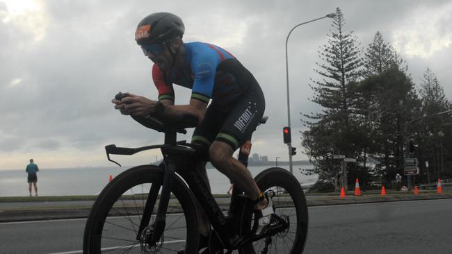 Action from the sprint event at the 2023 Mooloolaba Triathlon.