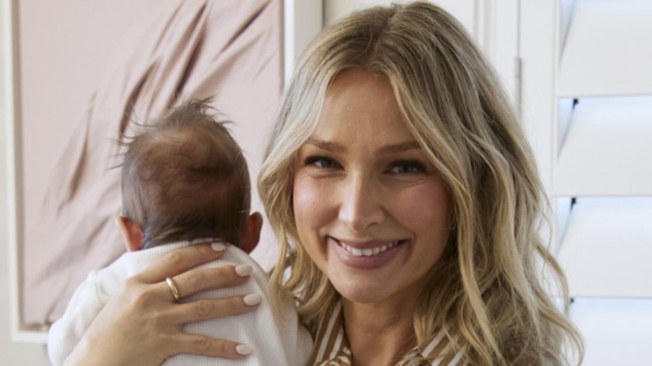 NETWORK ONLY> PLEASE SEE NETWORK PIC DESK FOR USAGE 
Huggies ambassador Anna Robards with her newborn Ruby at home. She is her second daughter with husband, TV's original Australian Bachelor Tim Robards. The couple have another daughter named Elle. Picture: Supplied