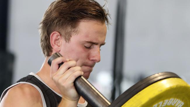 Jackson Mead hits the weights. Picture: Sarah Reed.