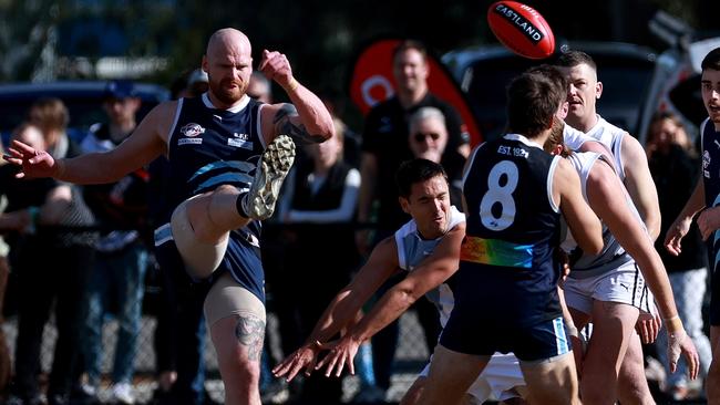 EFNL: Silvan’s James Charge gets a kick away. Picture: Hamish Blair