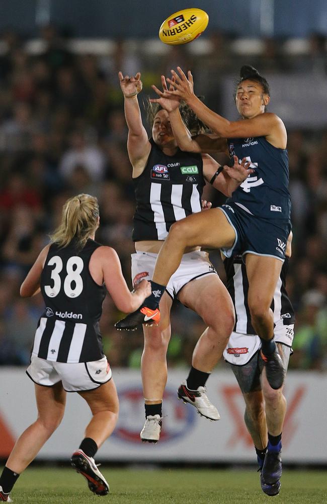 Darcy Vescio flies for a mark. Picture: Wayne Ludbey