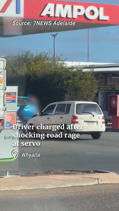 Driver repeatedly runs into a car at a Whyalla Norrie petrol station