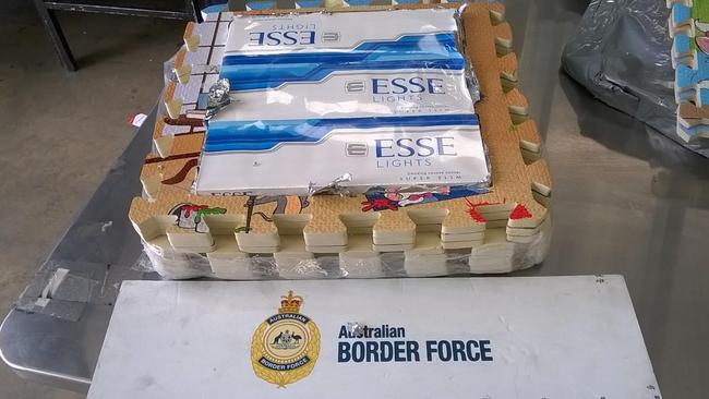 Chinese Gang Plot To Smuggle Tobacco Into Sydney Daily Telegraph 