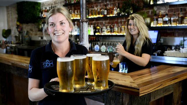 Bar Fly: South Beach Hotel, South Fremantle