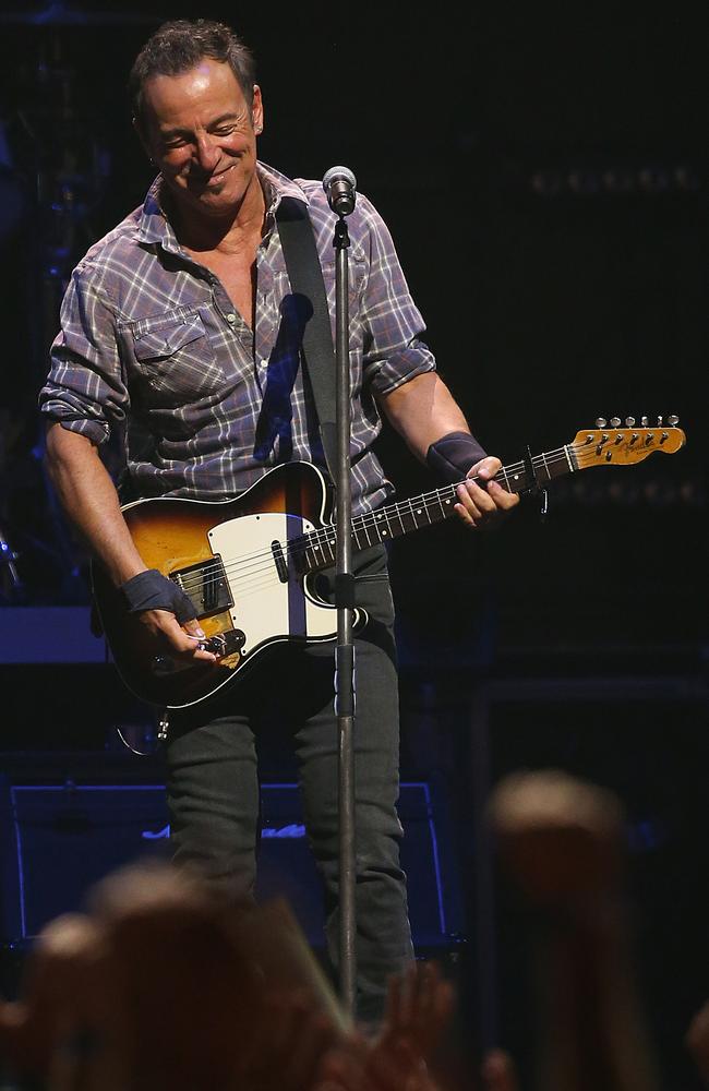 Bruce Springsteen serenades Brisbane in Valentine’s Day show | The ...