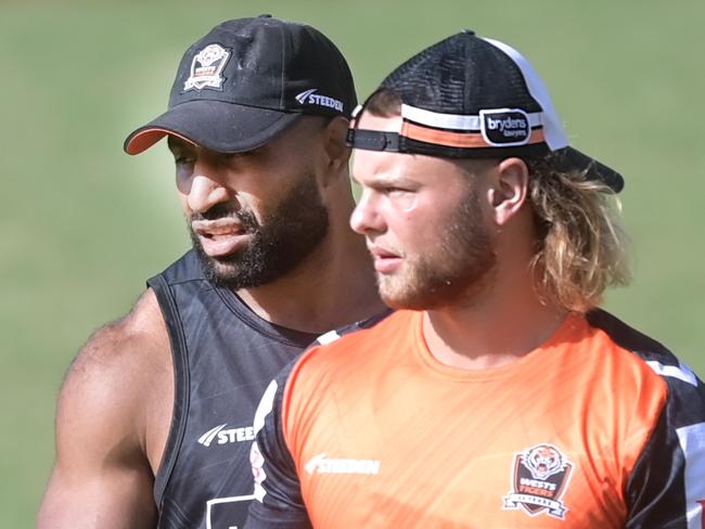 SYDNEY, AUSTRALIA.NewsWire Photos. FEBRUARY 8, 2023.Justin Olam and Josh Feledy during West Tigers pre-season training at Concord Oval.Picture: NCA NewsWire / Jeremy Piper