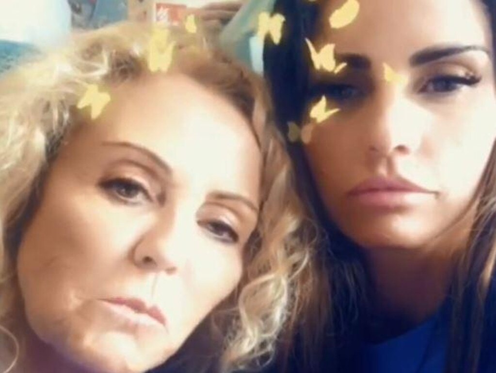 Katie’s mum Amy is suffering from a terminal lung condition. Picture: Instagram