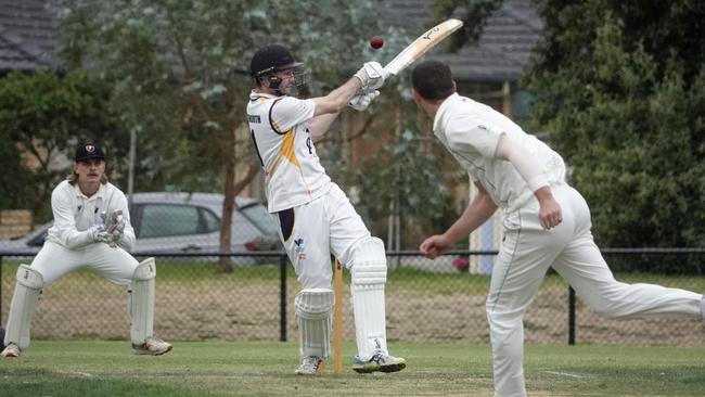 Cricket Southern Bayside: Mentone v Bonbeach. Mentone batter Comrey Edgeworth. Picture: Valeriu Campan