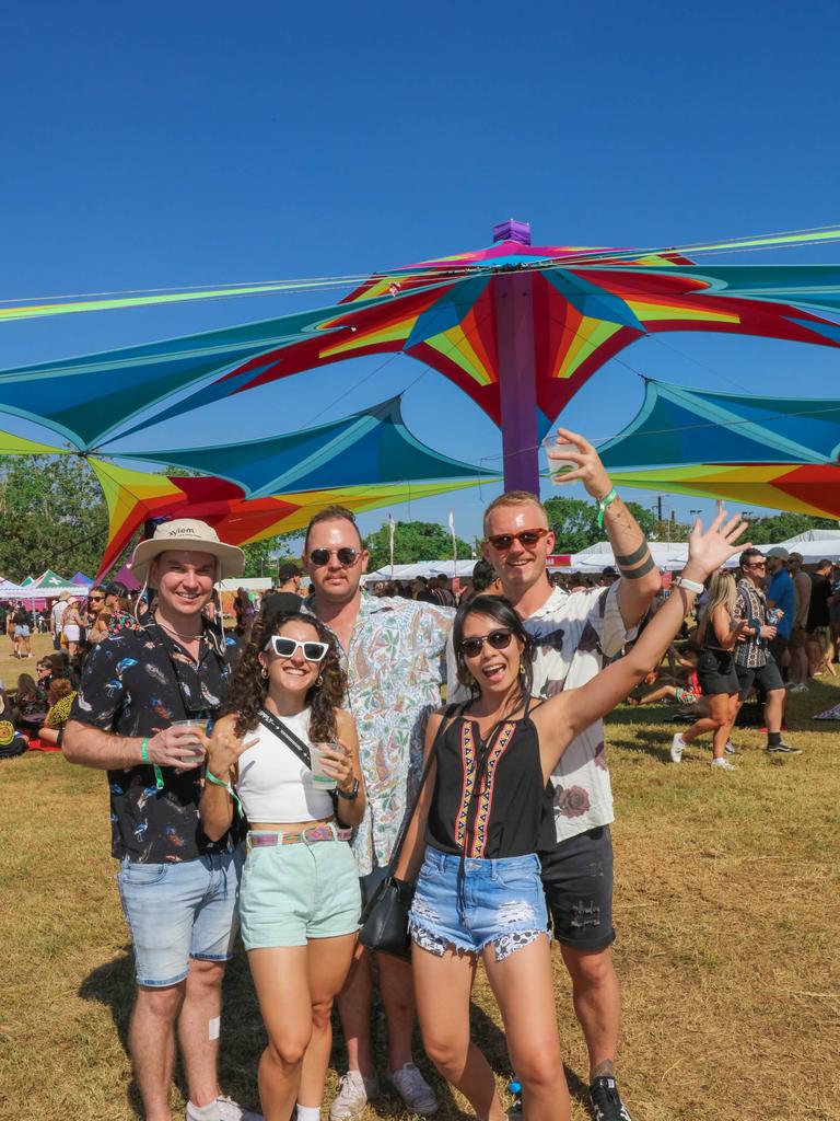 Oliver Crick, Calen Dagis , Matt Peters Hannah Wadsworth and Georgia Chin at BASSINTHEGRASS 2021. Picture Glenn Campbell