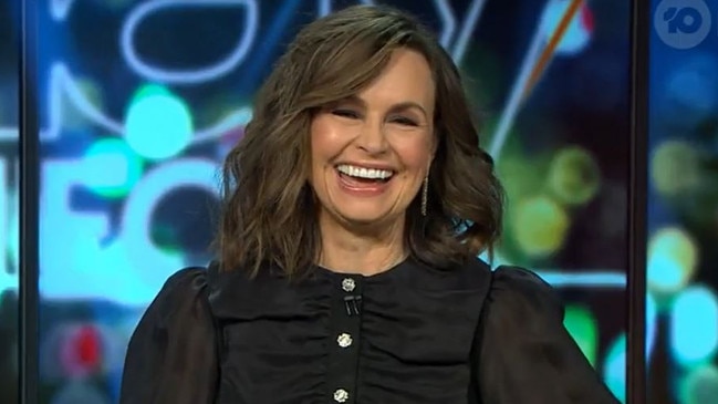 Lisa Wilkinson laughed off a reference to paparazzi snaps of her dining solo in Melbourne published by the Daily Mail in a "creepy" story about her every movement during the outing.