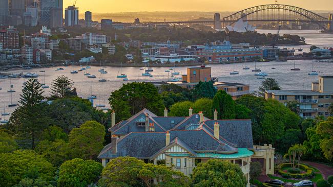 Mount Adelaide Street, Darling Point