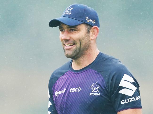 Cameron Smith of the Storm looks upfield during a Melbourne Storm training session at Gosch's Paddock in Melbourne, Monday, January 6, 2020. (AAP Image/Michael Dodge) NO ARCHIVING, EDITORIAL USE ONLY