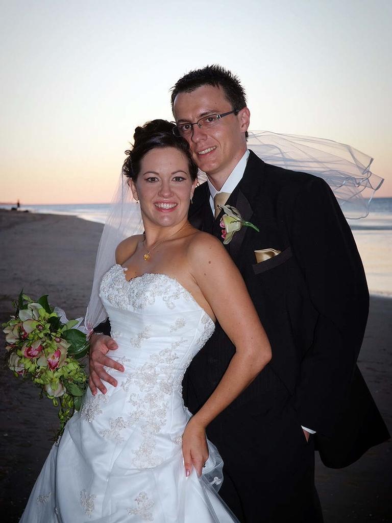 Colleen Rippingale and Tristan Kleinschmidt were married on April 12, 2008, in Hervey Bay.