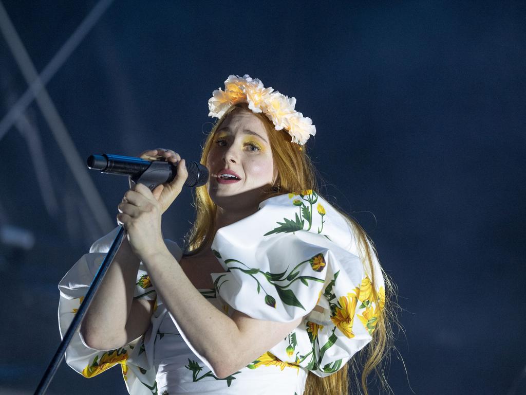 Friday nights headline act Vera Blue performs at the Toowoomba Carnival of Flowers Festival of Food and Wine. Friday, September 9, 2022. Picture: Nev Madsen.