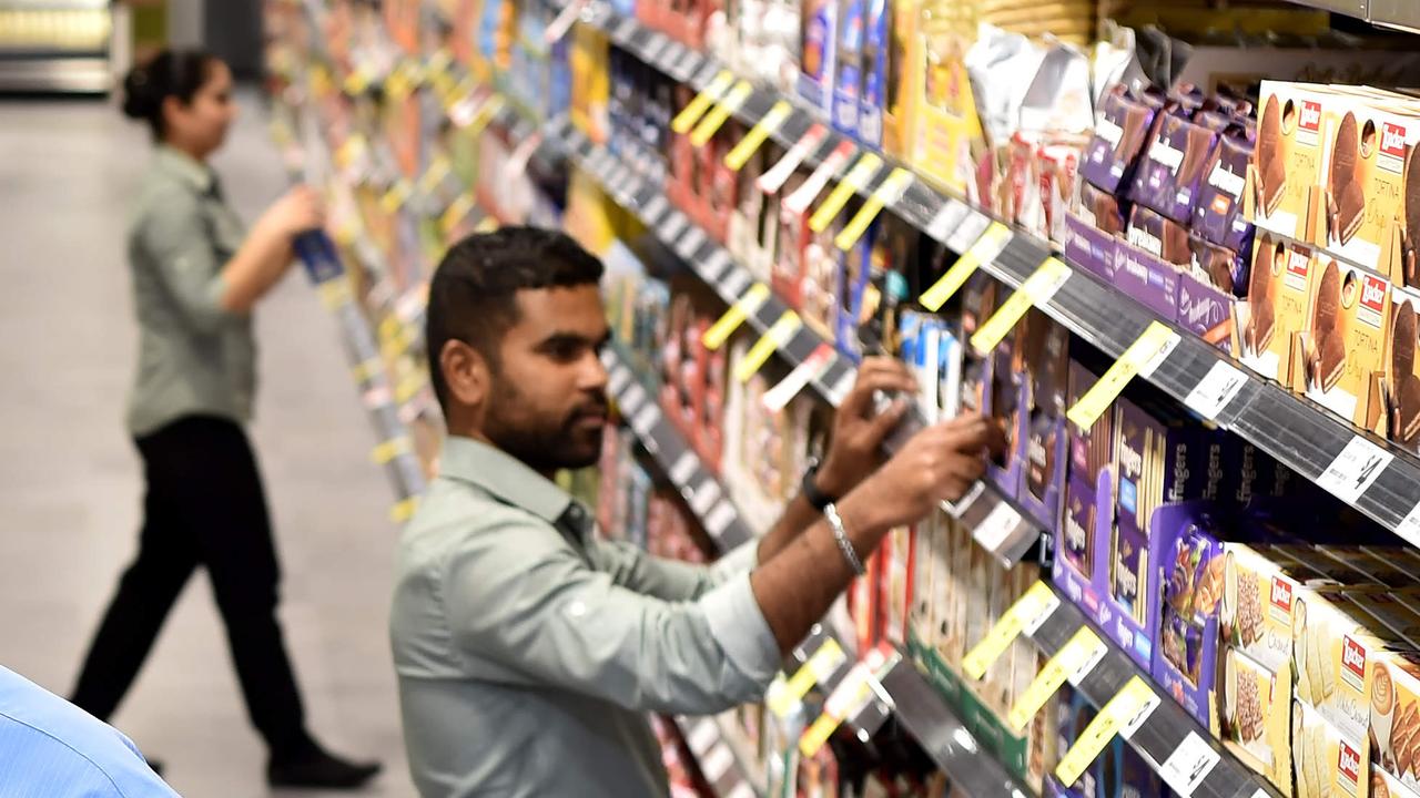 woolworths-christmas-trading-hours-store-s-christmas-day-work-plan