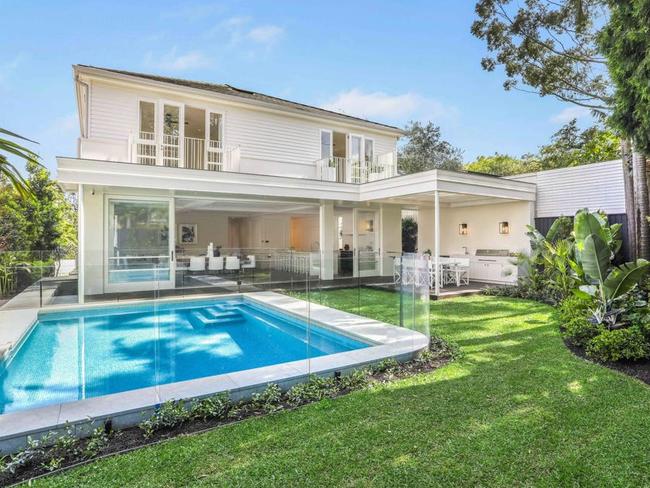 The property at 5 Fairweather Street, Bellevue Hill,