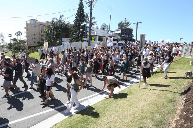 People in the Tweed are protesting the border restrictions. 22 August 2021 Coolangatta Picture by Richard Gosling