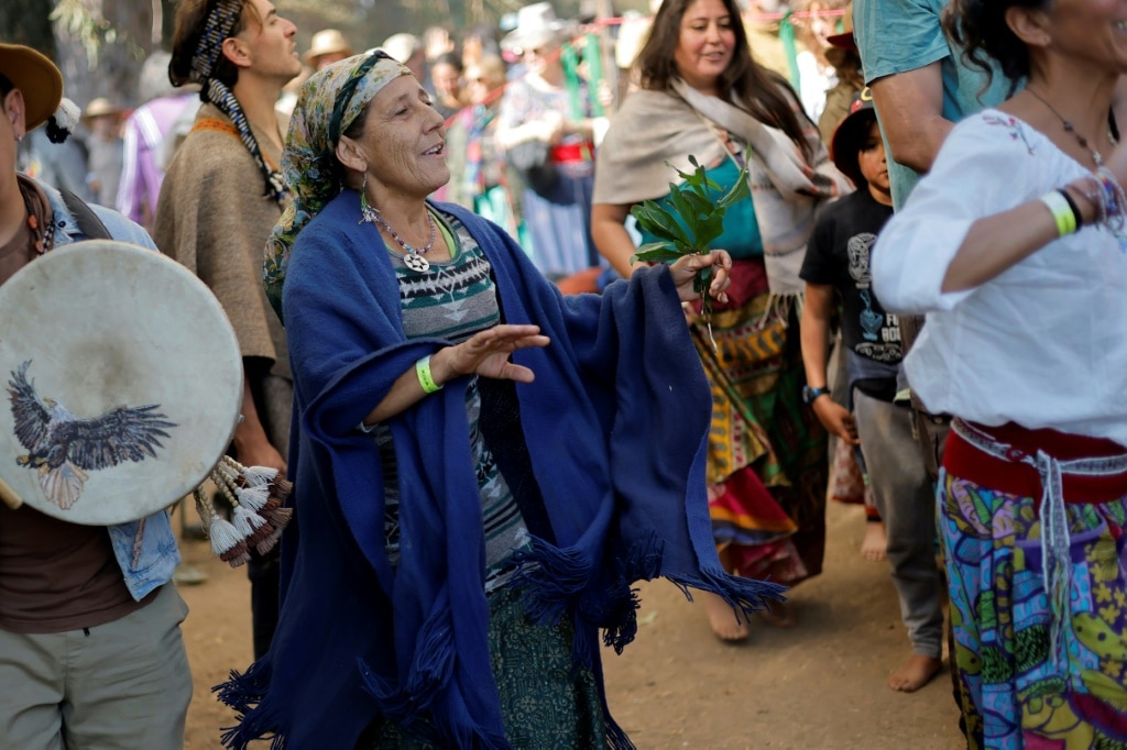 Indigenous leaders end world voyage with prayer for nature