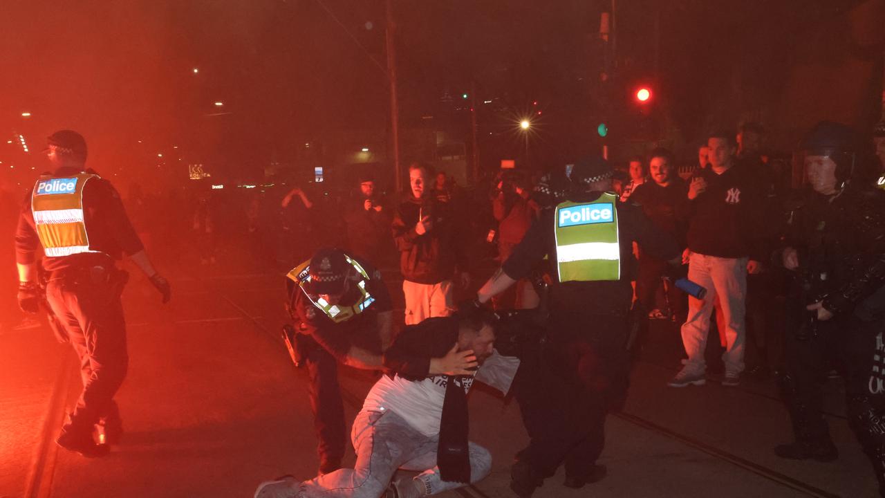 Police brace as fans pour into Richmond pubs after A-League Grand Final