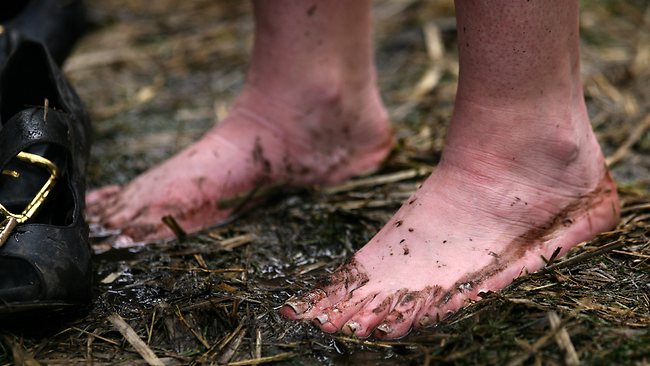 feet races