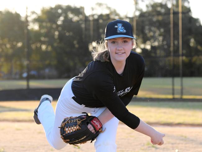 15 yr old Louise Matheson is a baseball player at Riverside Park, Chipping Norton 21-7-2017. and has recently played at state level and is the nominee for the Local Sports Star competition this week.(AAP IMAGE/Simon Bullard).