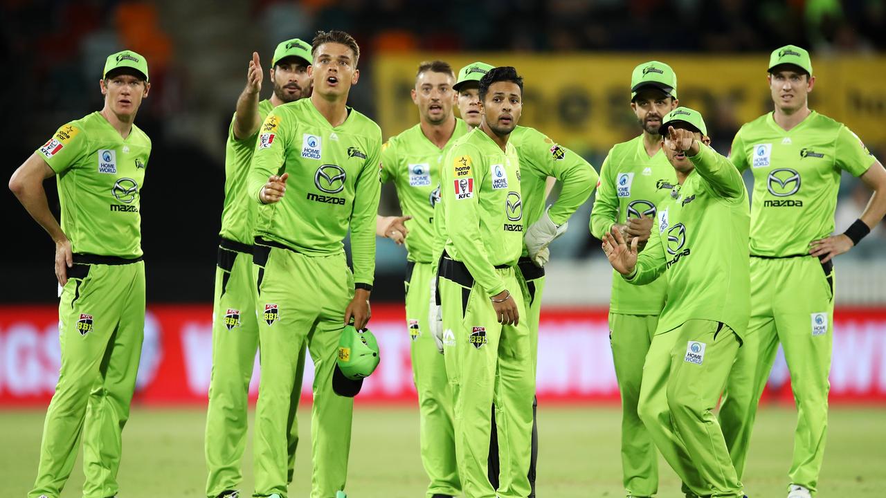 A stunning meltdown by the Sydney Thunder has allowed the Brisbane Heat to move one step closer to the BBL final.