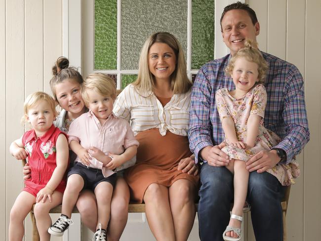 Jess Newman and her husband Chris and their four kids Scarlett, 9, Georgie, 4, twins, Frankie and Angus, 2. Picutre: Mark Cranitch.