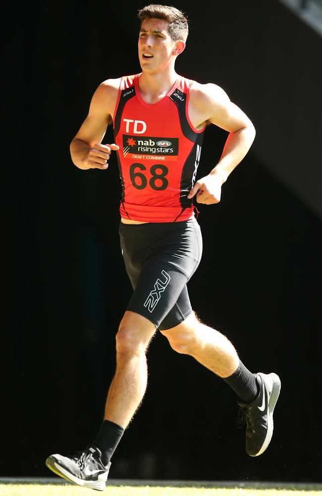 Jacob Weitering competes in the 3km time-trial at the draft combine.