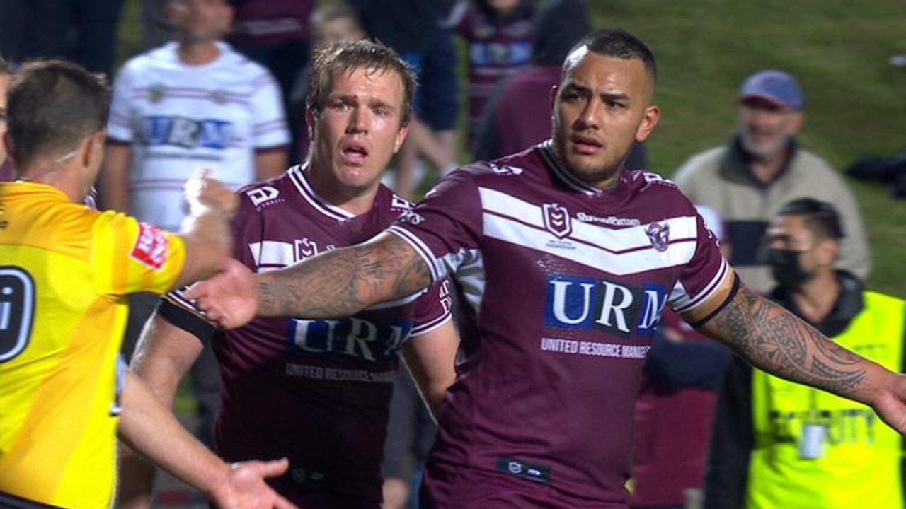 Addin Fonua-Blake protests with referee Grant Atkins before being sent off.