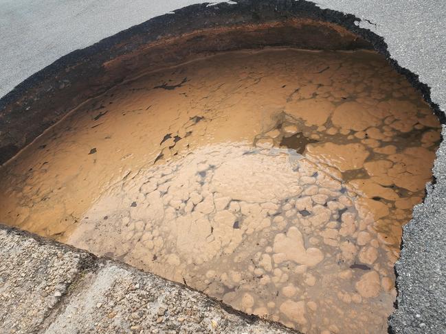 Endeavour Esplanade Sinkhole