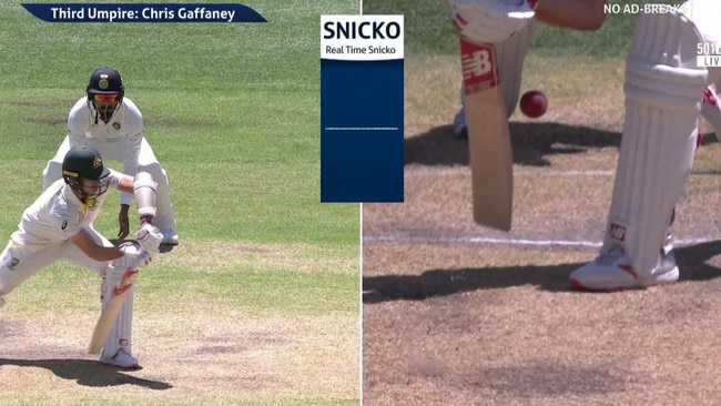 Snicko draws a blank during the Pat Cummins ‘dismissal’. Picture: Fox Sports