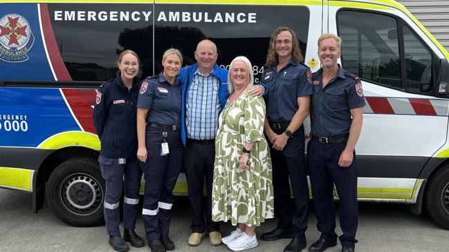 Trevor and Rhonda Bennion thank paramedics, from left, Lauren Schillaci, Alyce Message, Matthew Van Der Ploeg and Ben Costin.