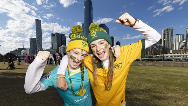 Georgia and Olivia Dixon from Varsity Lakes at South Bank. Picture: Richard Walker