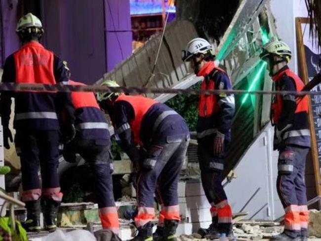 At least four people have died and 21 more are injured following the collapse of a beach club at a resort in Majorca last night.