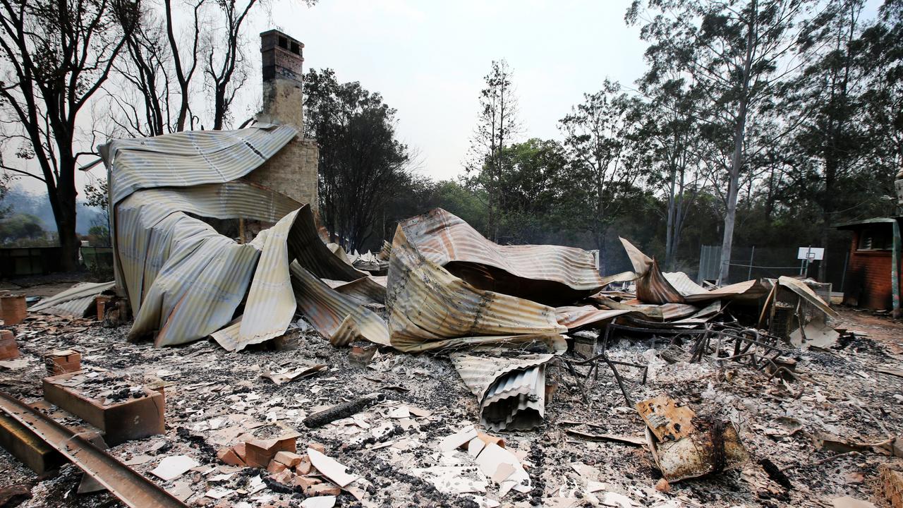 NSW bushfires: Bobin left like a war zone | Daily Telegraph