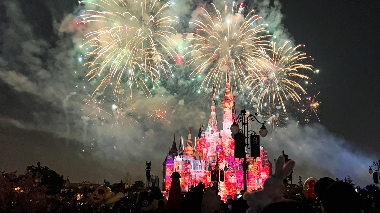 Shanghai Disneyland closes indefinitely amid Covid surge