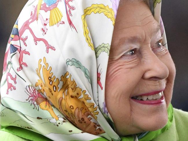 Britain's Queen Elizabeth II walks along the platform at King's Lynn railway station as she returns to London after spending the Christmas period at Sandringham House in North Norfolk, England, Tuesday, Feb. 7, 2017. ( Victoria Jones/PA via AP)