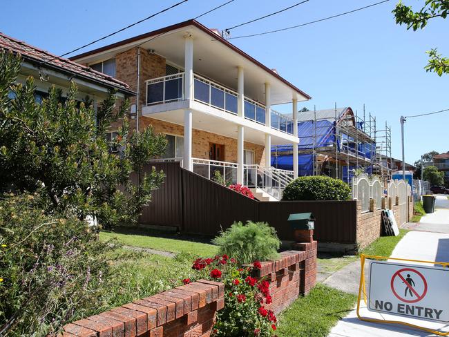 Australian Federal Police officers at the home of Jay Je Yoon Jung, an unassuming 32-year-old karaoke-loving technical dynamo who lives at home with his parents in Sydney. Picture: NewsWire