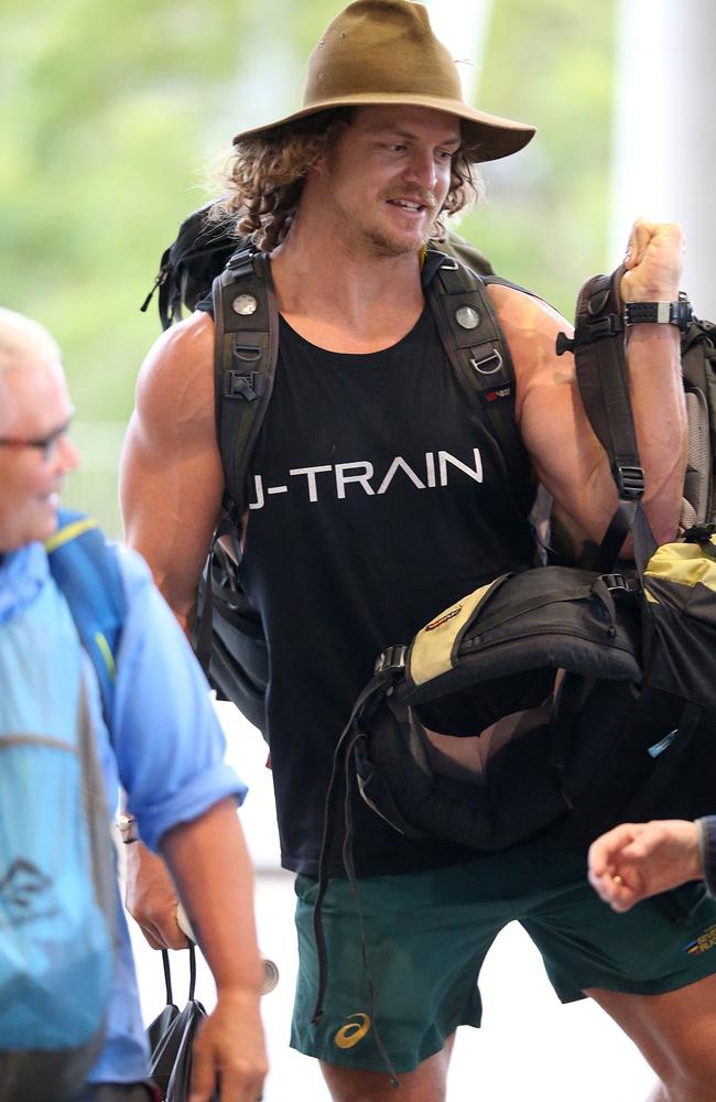 Honey Badger: Sexy Bachelor star Nick Cummins breaks rules on Far North  Queensland cane train bridge