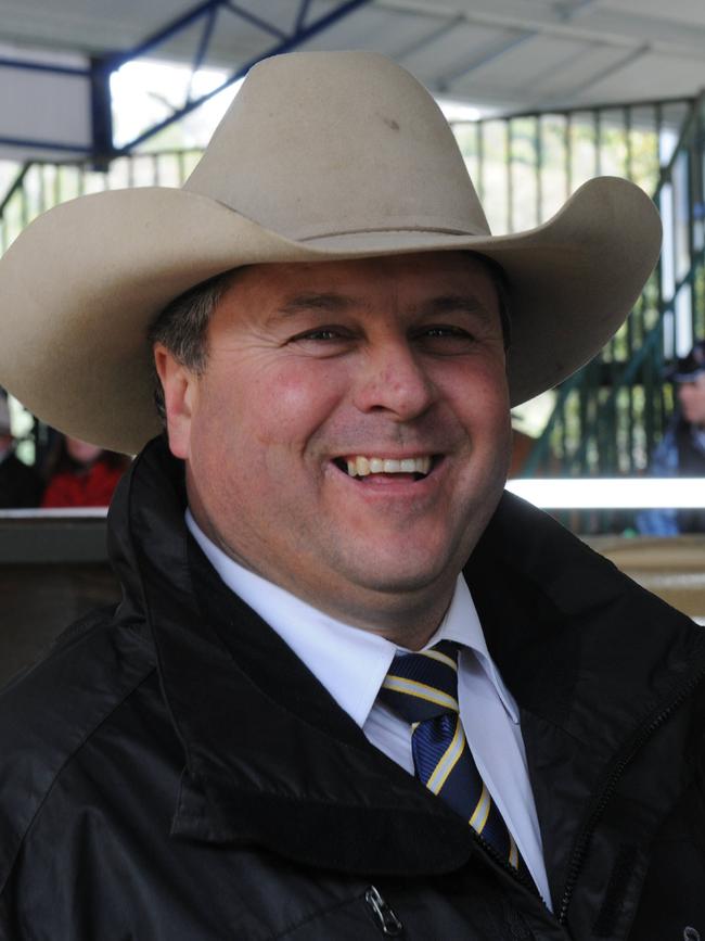 Auctioneer Michael Glasser.