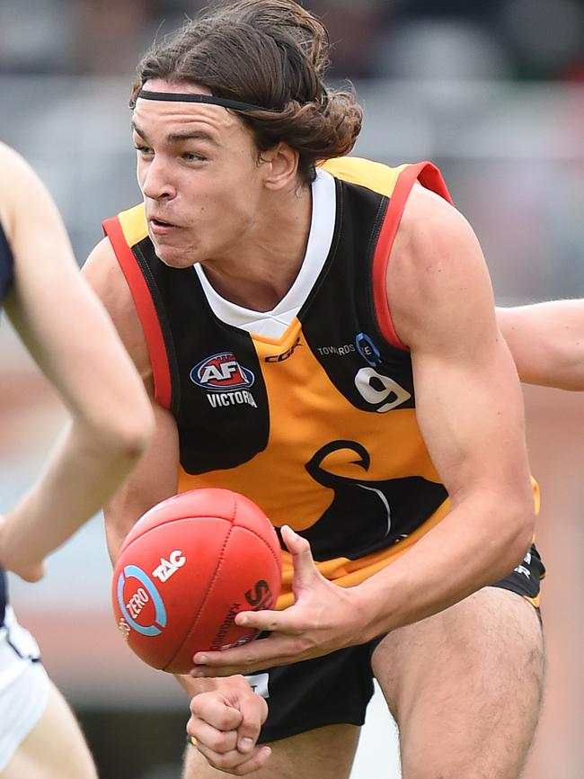 Luke Davies-Uniacke in action for Dandenong. Picture: Jason Sammon