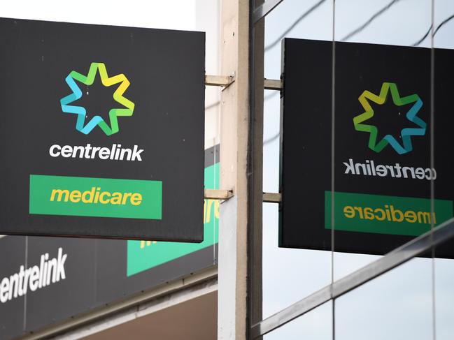 Thousands fewer on Centrelink as JobKeeper deadline looms