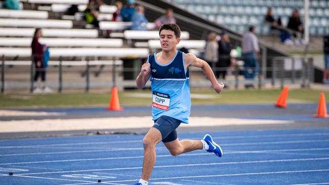 Jacob Copp flies down the track during one of his sprint events for NSW.