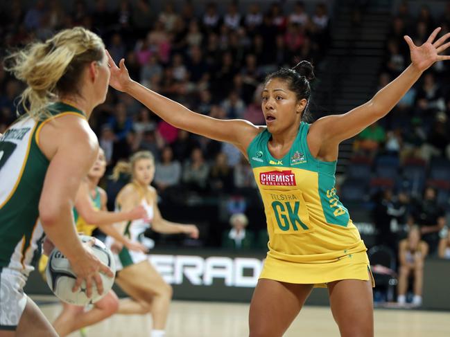 Kristiana Manu'a playing with the Diamonds. Picture: Michael Bradley.